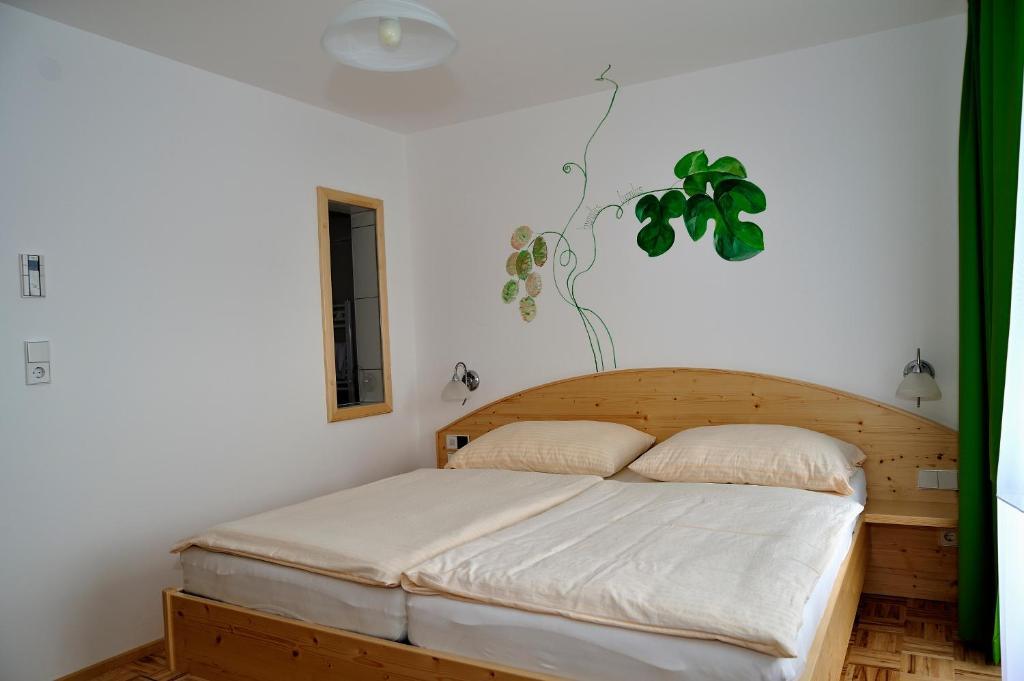 Zur Kirche Guest house Kottes